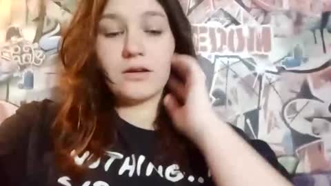 Snapshot of catchymary chatting on 03.11.25 catchymary online show from 03.11.25