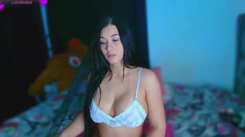 Cat online show from 11.20.25