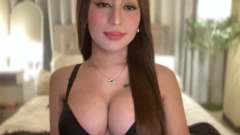 Snapshot of cathalina_goddess chatting on 10.01.25 cathalina harake online show from 10.01.25
