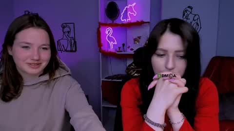 Snapshot of catherine_kitty chatting on 03.05.25 Catherine online show from 03.05.25