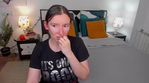 Catrin online show from 12.06.24