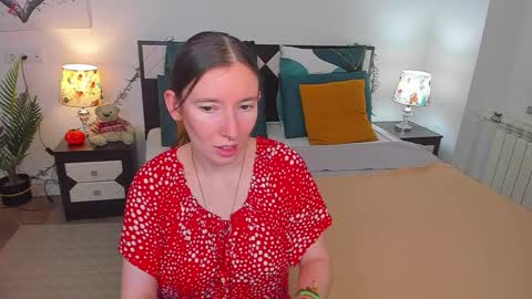 Catrin online show from 12.08.24