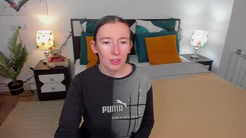 Catrin online show from 12.12.24