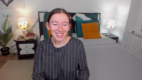 Catrin online show from 12.22.24