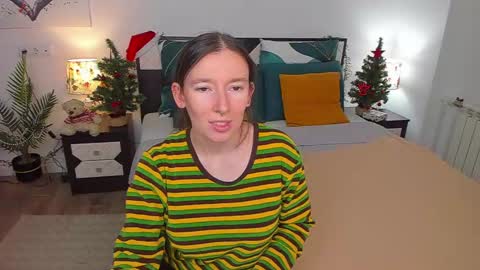 Catrin online show from 01.14.25