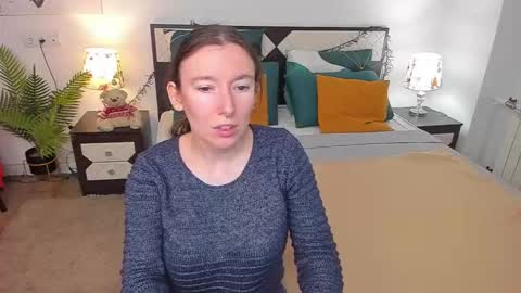 Catrin online show from 10.20.25