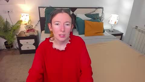 Catrin online show from 10.22.25