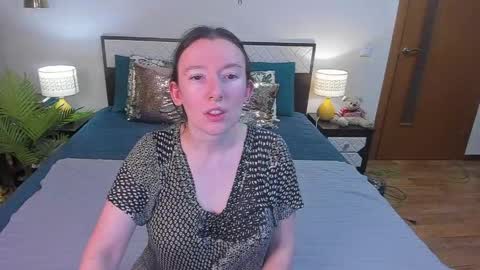 Catrin online show from 04.13.26
