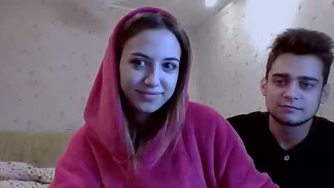 Snapshot of catherinexalex chatting on 10.01.25 catherinexalex online show from 10.01.25