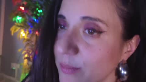 Snapshot of catherinstone chatting on 01.05.25 catherinstone online show from 01.05.25