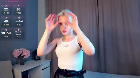 Mia online show from 03.19.26