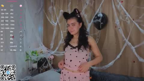 Snapshot of cathleenchockley chatting on 11.02.25 Monica online show from 11.02.25