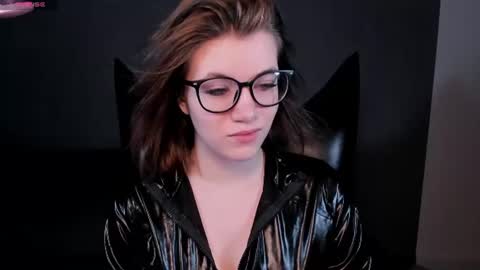 Snapshot of cathybarnes chatting on 06.27.26 cathybarnes online show from 06.27.26