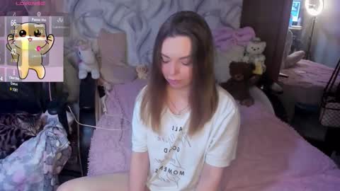 Snapshot of catisyfury chatting on 10.23.25 . . online show from 10.23.25