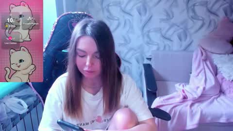 Snapshot of catisyfury chatting on 11.02.25 . . online show from 11.02.25