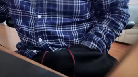 Snapshot of catmandoo21001 chatting on 11.14.25 catmandoo21001 online show from 11.14.25