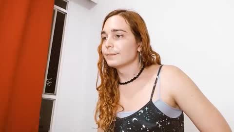 Snapshot of catnessa_ chatting on 09.19.25 Catalina Restrepo online show from 09.19.25
