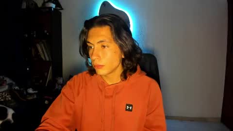 Snapshot of catnuaa chatting on 06.18.26 catnuaa online show from 06.18.26