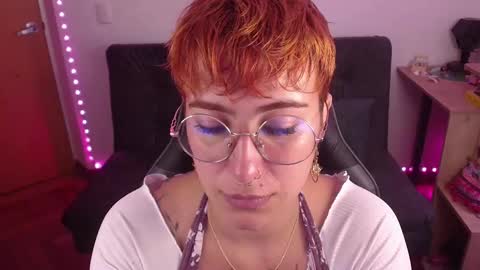 Snapshot of catsito chatting on 10.20.25 im MIA -Independent Model MY OF is catsito3 online show from 10.20.25