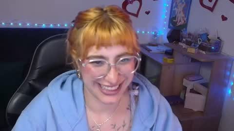 Snapshot of catsito chatting on 06.16.26 im MIA -Independent Model MY OF is catsito3 online show from 06.16.26