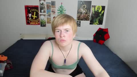 cattie_w_ online show from 04.02.26