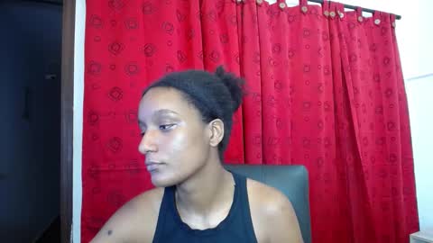 Snapshot of cattleya_hotgirl chatting on 01.02.25 Cattleya online show from 01.02.25