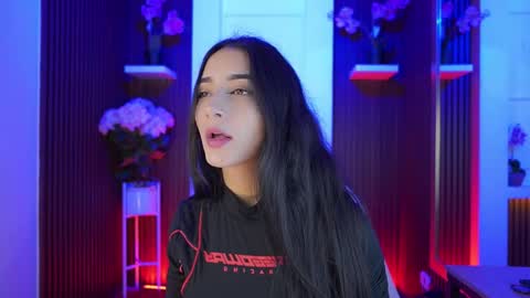 Snapshot of cattleyascaly chatting on 10.18.25 cattleyascaly online show from 10.18.25