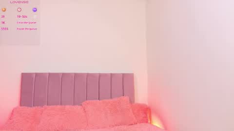 Snapshot of catty_20 chatting on 11.07.25 Valentina online show from 11.07.25