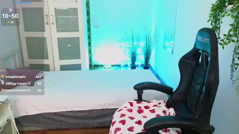 caty_cuddly online show from 02.19.25