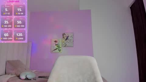 Snapshot of caylin_jordan chatting on 10.09.25 Cay online show from 10.09.25