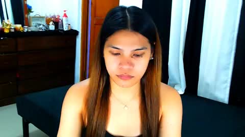 Snapshot of caylineaddison chatting on 06.01.26 The Queen Named ADDISON online show from 06.01.26
