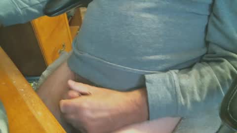 Snapshot of cczt154 chatting on 12.19.24 CCzt154 online show from 12.19.24
