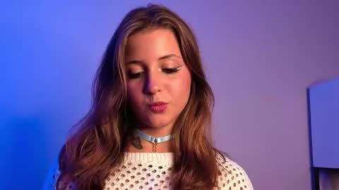 Lina  online show from 11.06.25