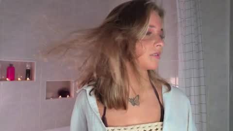 Lina  online show from 03.23.26