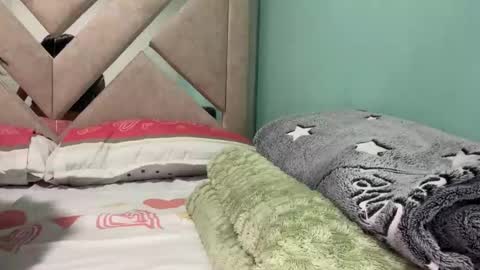 ceci1218 online show from 04.10.26