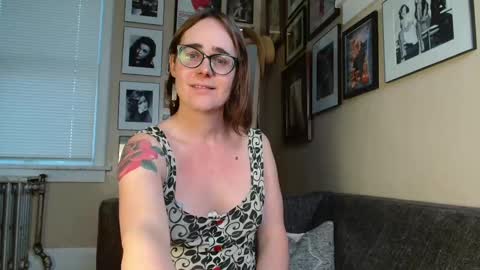 Cecily Saint Claire online show from 02.21.25