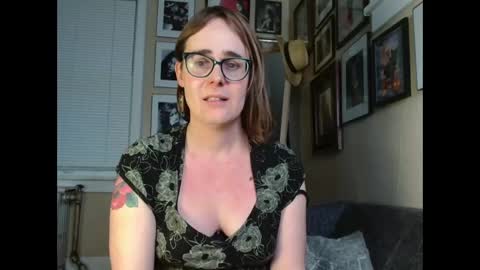 Cecily Saint Claire online show from 03.12.25