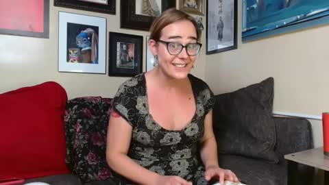 Cecily Saint Claire online show from 09.24.25