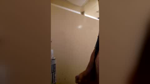 Snapshot of cederrowe887213 chatting on 06.15.26 cederrowe887213 online show from 06.15.26