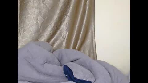 Snapshot of cee_queen chatting on 05.30.26 cee_queen online show from 05.30.26