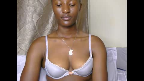Snapshot of cee_queen chatting on 05.30.26 cee_queen online show from 05.30.26