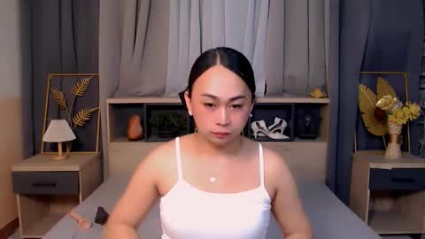 Snapshot of celebes_heart chatting on 10.07.25 UR GOD CELEBES online show from 10.07.25