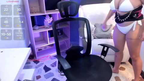 Snapshot of celesstebruce chatting on 01.20.25 meli online show from 01.20.25