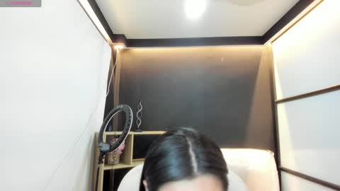 Snapshot of celesstebruce chatting on 02.08.25 meli online show from 02.08.25