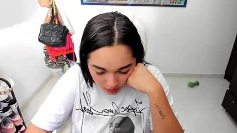 Snapshot of celesstebruce chatting on 03.02.25 meli online show from 03.02.25