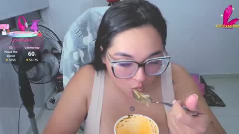 Snapshot of celesstebruce chatting on 09.25.25 meli online show from 09.25.25