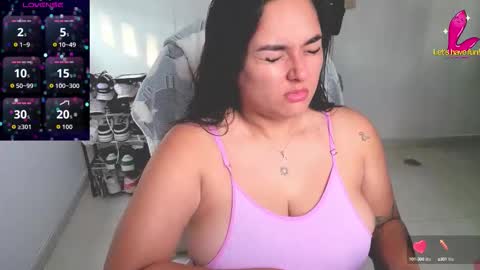 Snapshot of celesstebruce chatting on 10.11.25 meli online show from 10.11.25