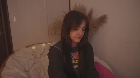 Snapshot of celeste_angel1 chatting on 03.12.25 Diane Independent model online show from 03.12.25