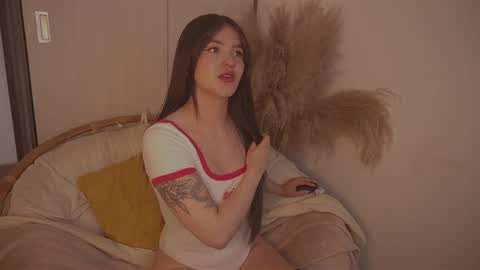 Diane Independent model online show from 10.03.25