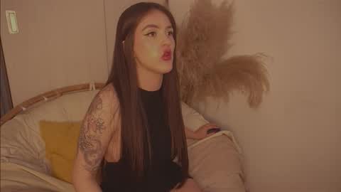 Diane Independent model online show from 11.11.25